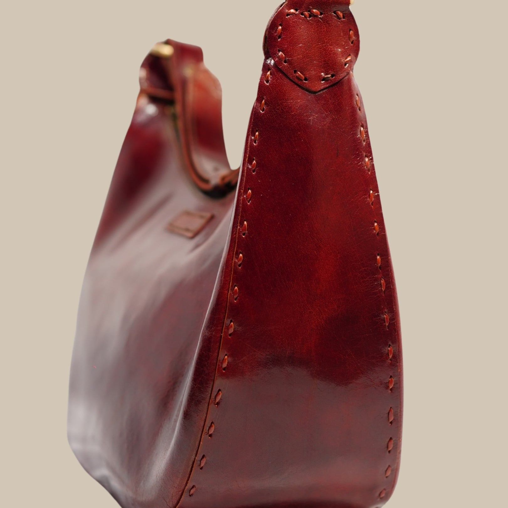 The Ranisar Shoulder Bag