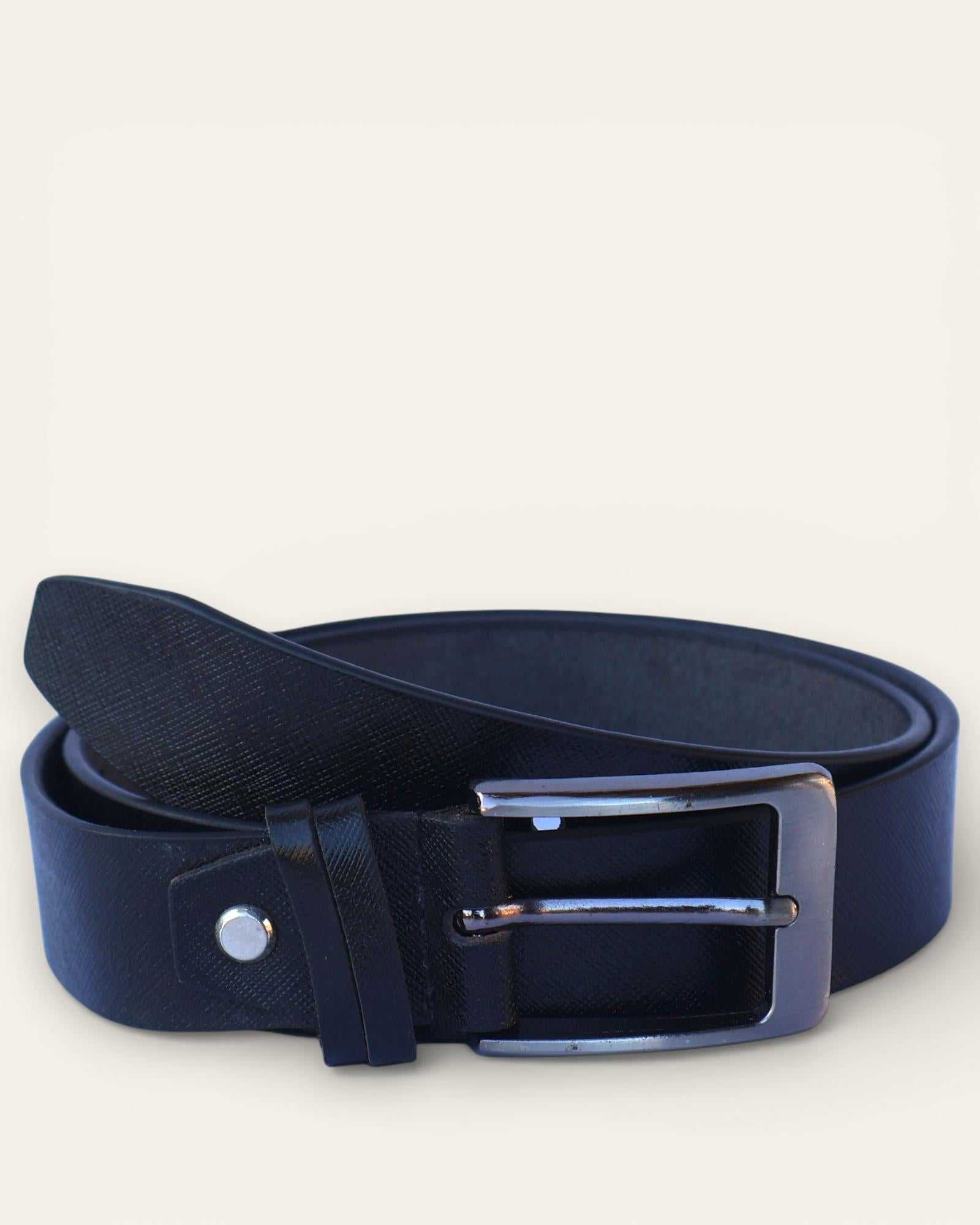 A black belt made up of real leather and best for formal look