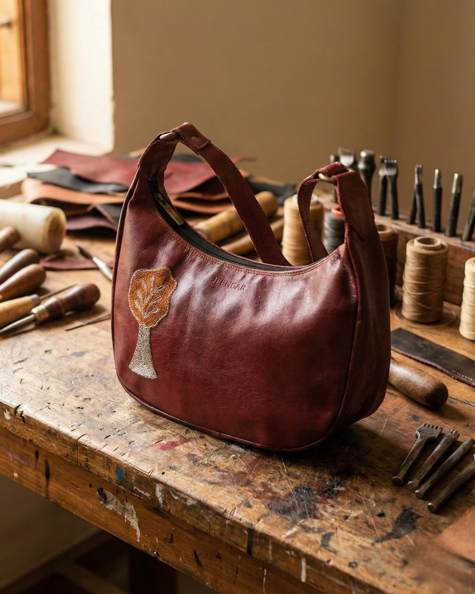 The Kashida Shoulder Bag - Padmini Cherry