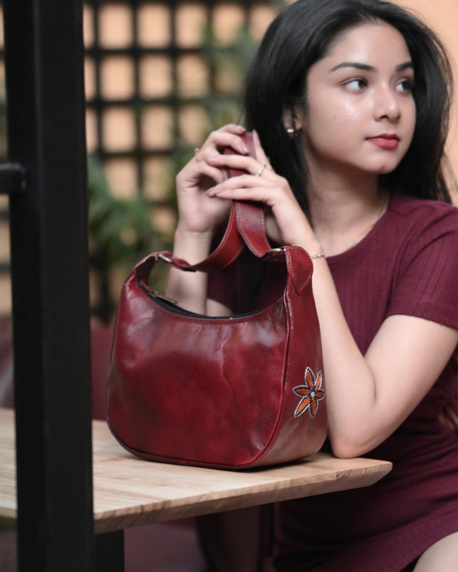 The Kashida Shoulder Bag - Moomal Cherry