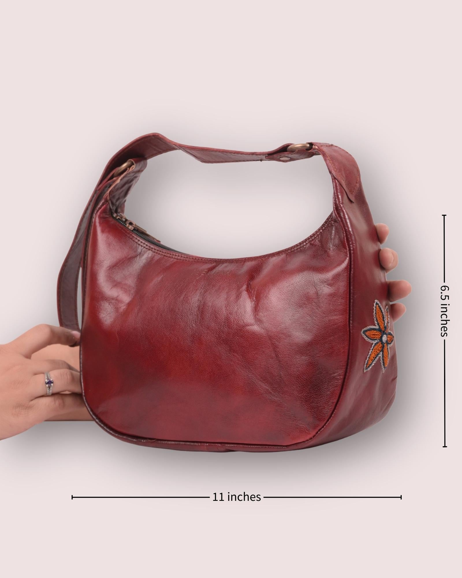 The Kashida Shoulder Bag - Moomal Cherry
