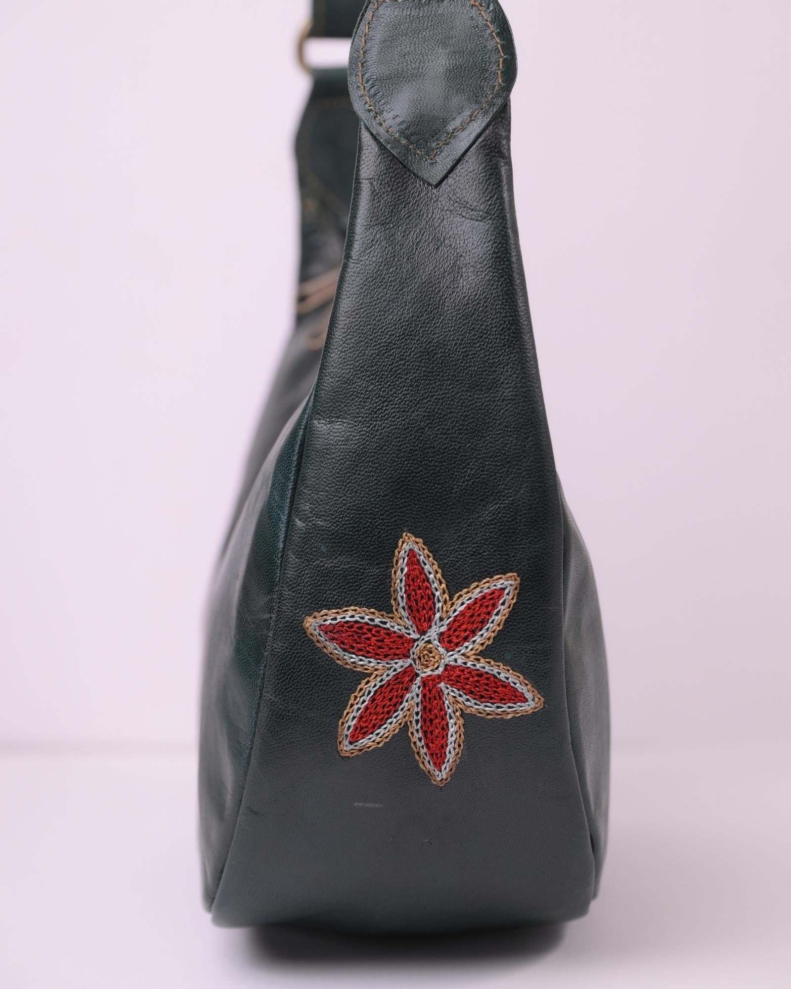 Green olive real leather shoulder bag for stylish ladies