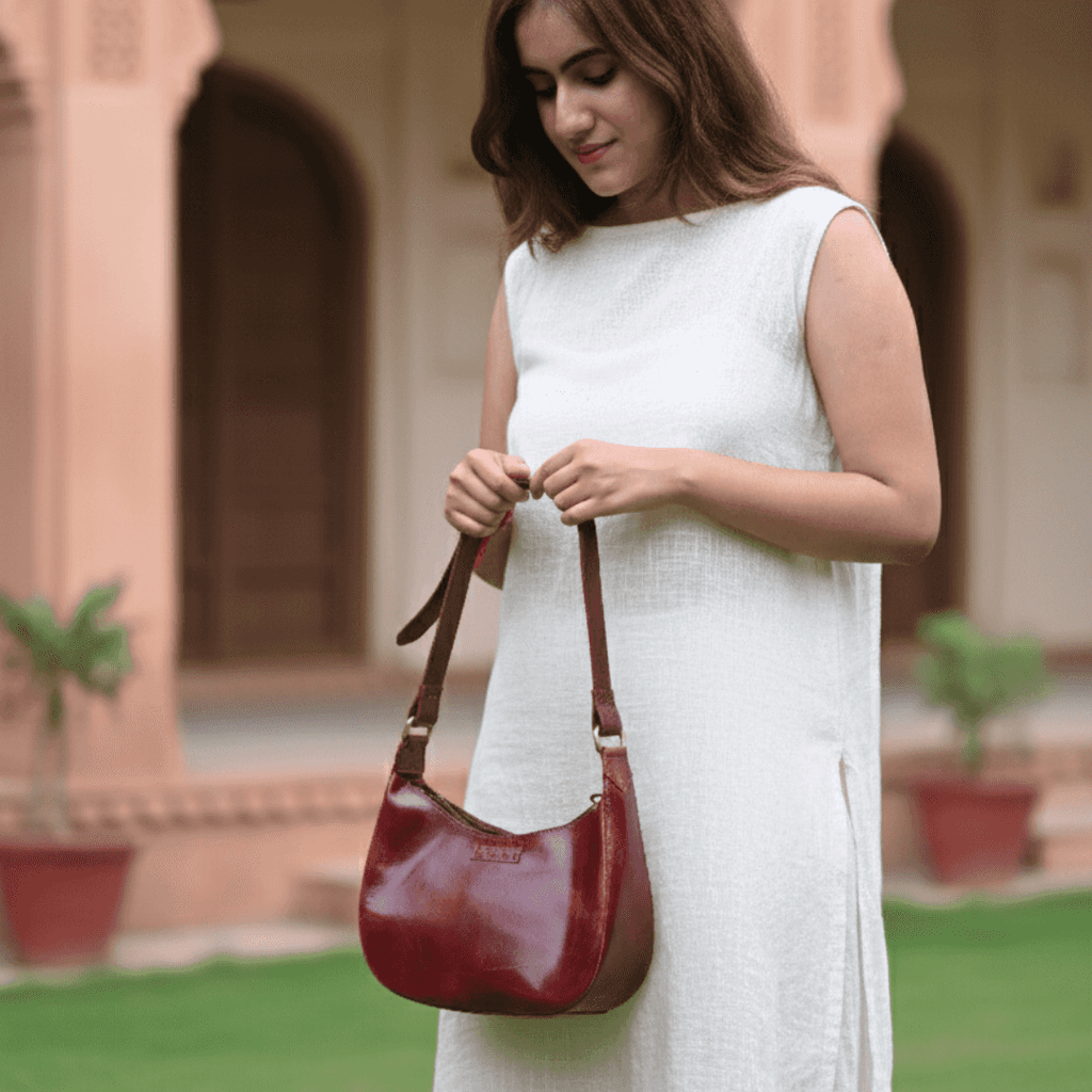 The Ranisar Shoulder Bag - A genuine leather handbag for women by Jeengar